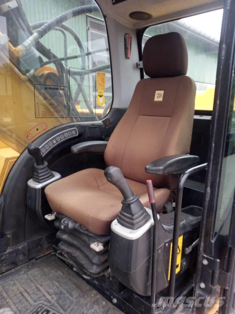 JCB JS260 JS240 Paletli ekskavatörler