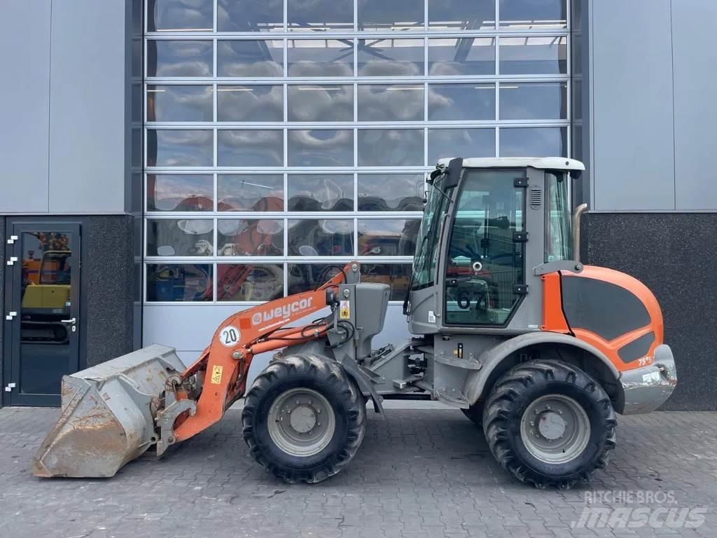 Atlas AR75e S Tekerlekli yükleyiciler