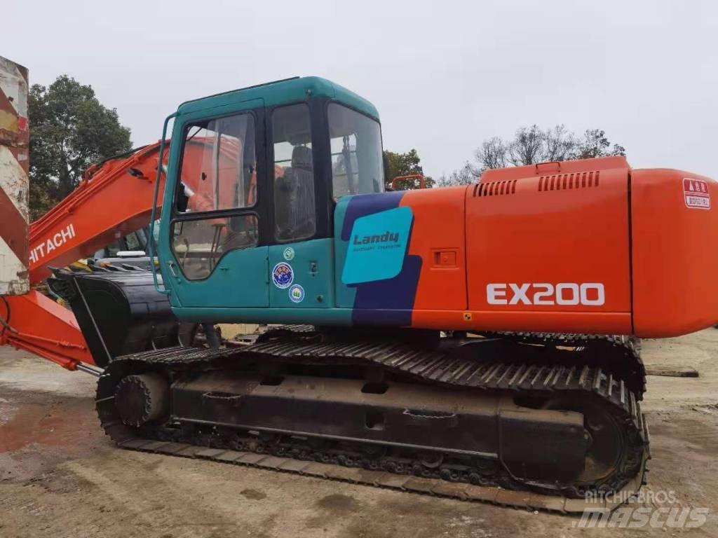 Hitachi EX 200 Paletli ekskavatörler