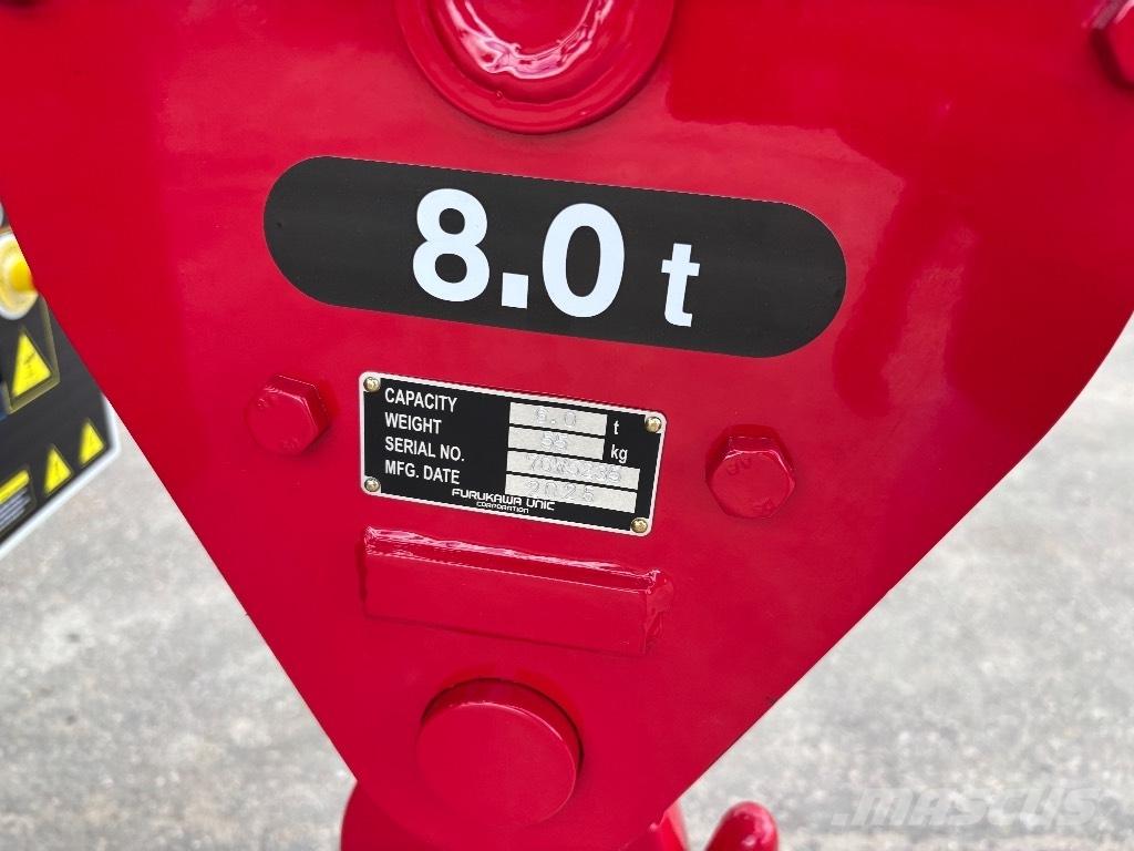 Unic URW 806 Arazi Tipi Vinçler (RT)