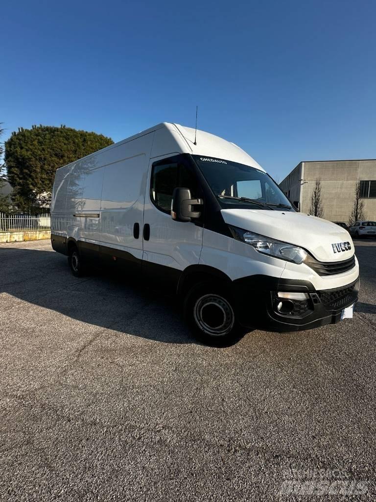 Iveco Daily 35 S16 Panel vanlar