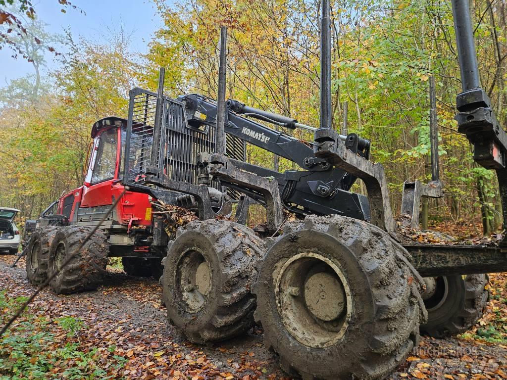 Komatsu 875 Tomruk yükleyici traktörler