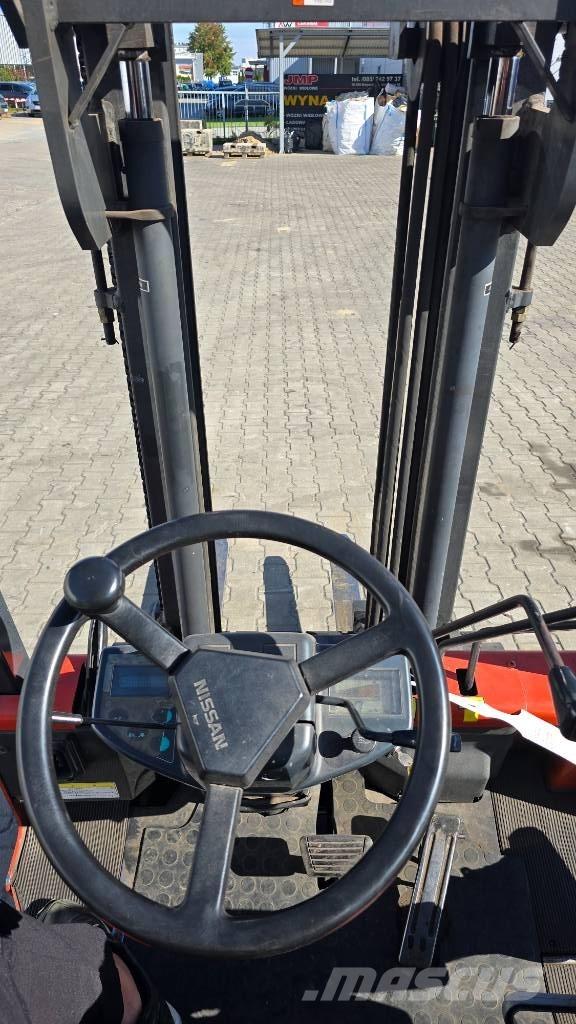 Nissan FP01L15 Elektrikli forkliftler