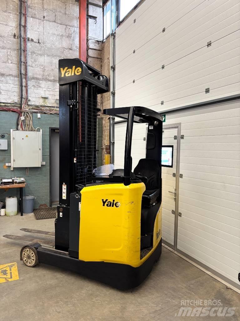 Yale MR 14 Reach truck - depo içi istif araçları