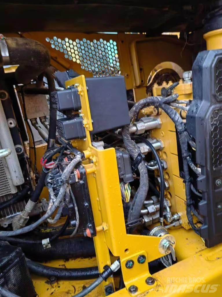 CAT 307.5 Mini ekskavatörler, 7 tona dek