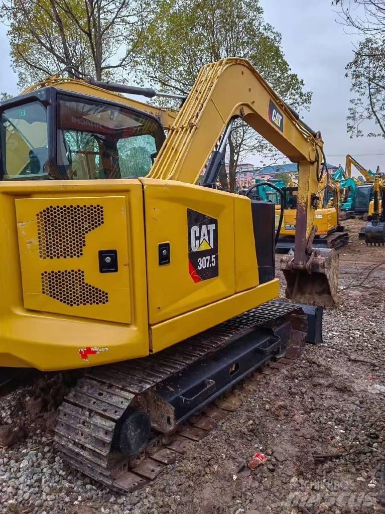 CAT 307.5 Mini ekskavatörler, 7 tona dek