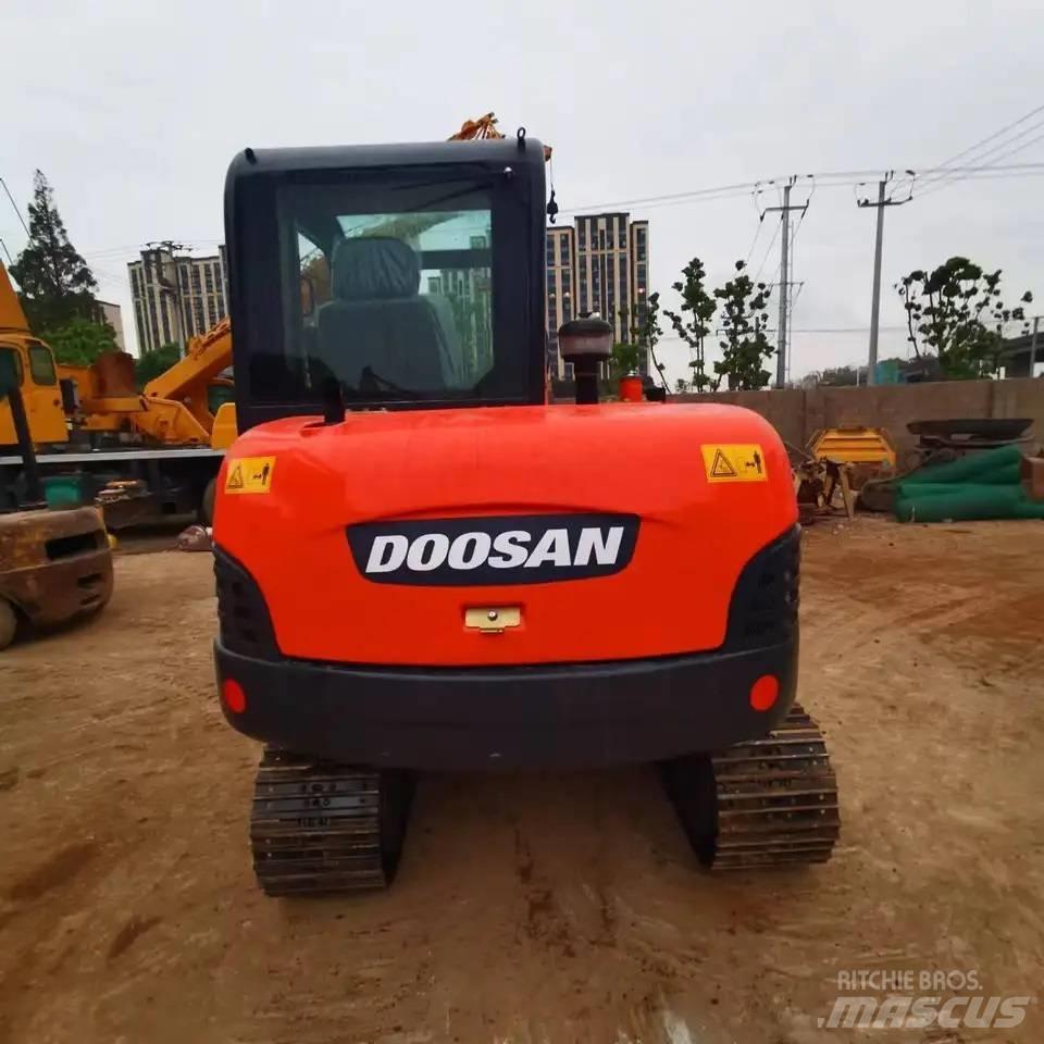 Doosan DH60-7 Paletli ekskavatörler