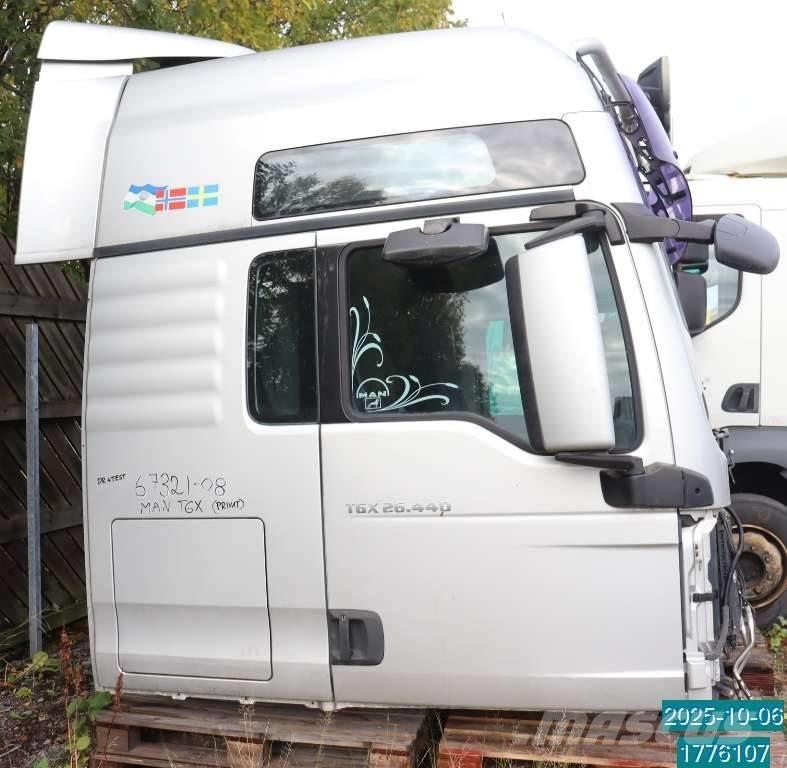 MAN TGX 26.440 Kabinler