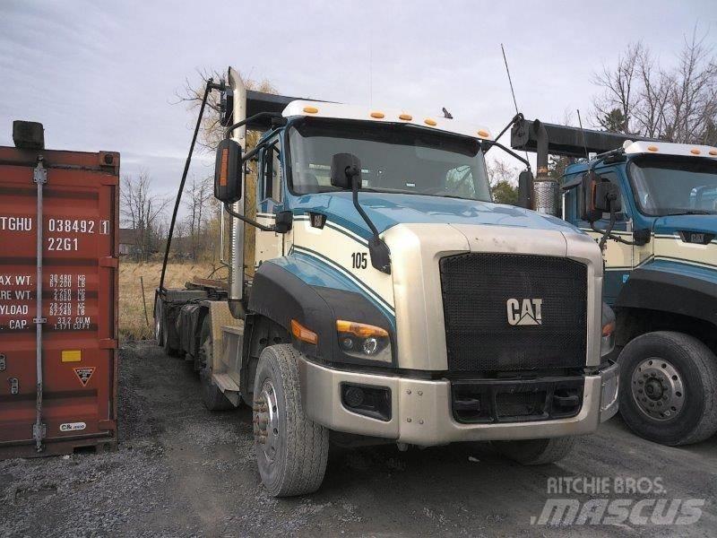 CAT CT 660 Çekiciler