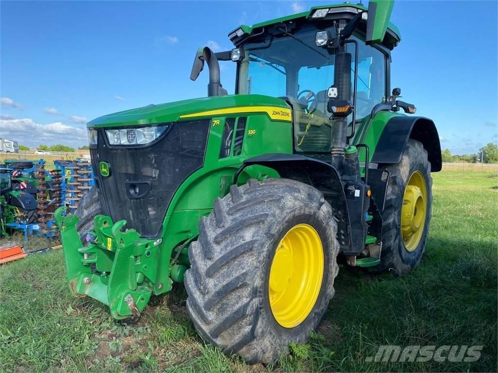 John Deere 7R 330 Traktörler