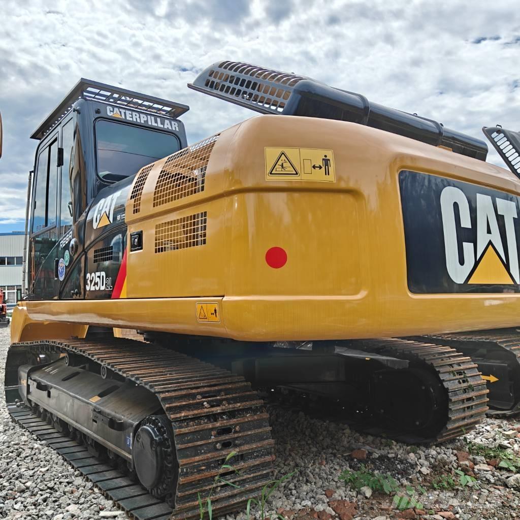 CAT 325D Paletli ekskavatörler