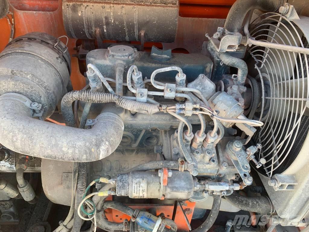 SkyJack SJ 6832 RT Makasli platformlar