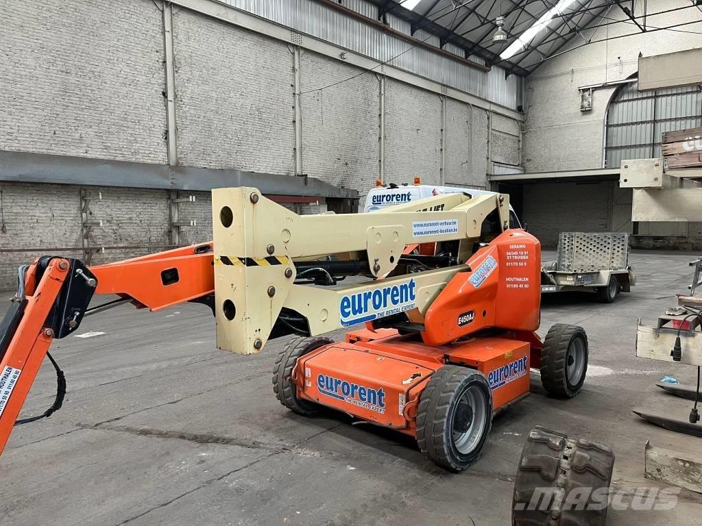 JLG E 450 AJ Körüklü personel platformları