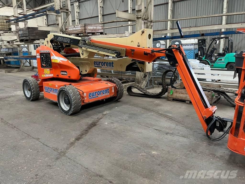 JLG E 450 AJ Körüklü personel platformları