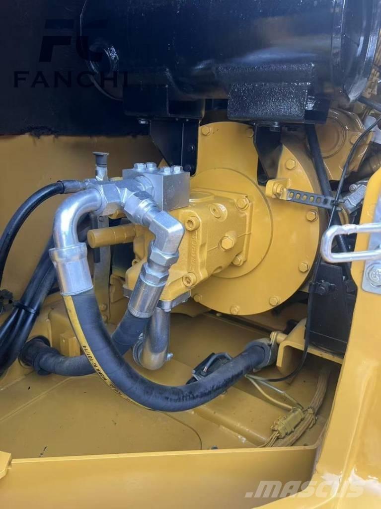 CAT 308E Paletli ekskavatörler