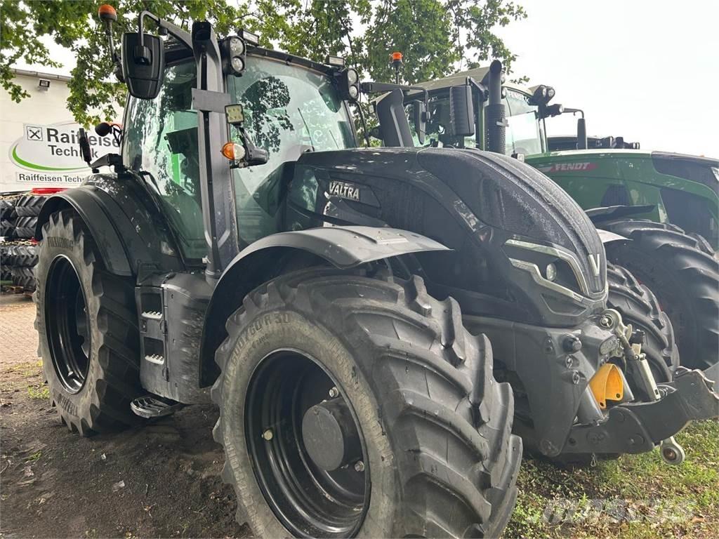 Valtra T 235 D Traktörler