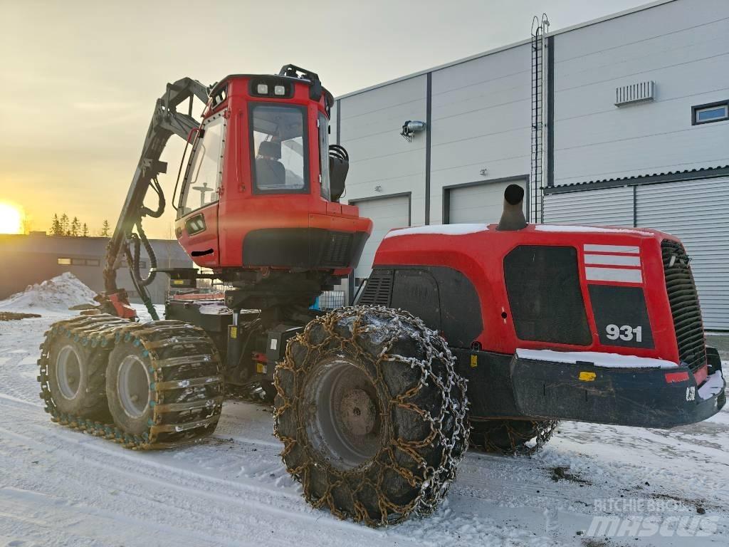 Komatsu 931 Biçerdöverler