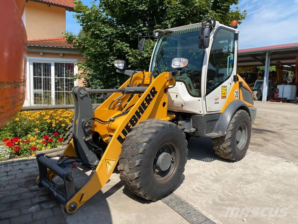 Liebherr L 506 Tekerlekli yükleyiciler