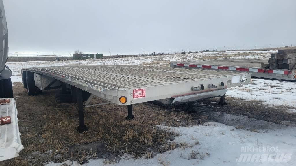 Reitnouer 48' Flatbed Flatbed römorklar