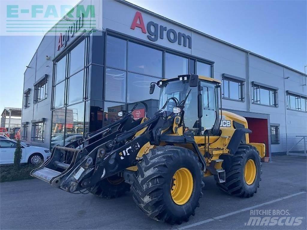 JCB 427 ht agri Mini ekskavatörler, 7 tona dek