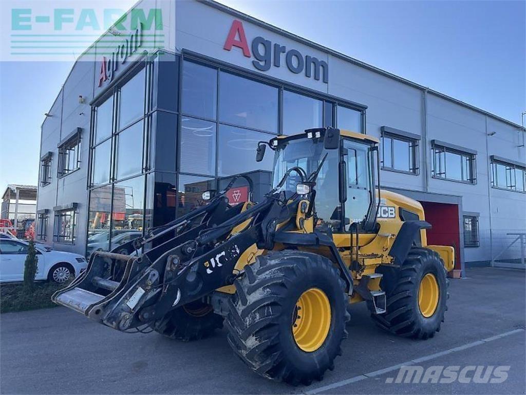 JCB 427 ht agri Mini ekskavatörler, 7 tona dek