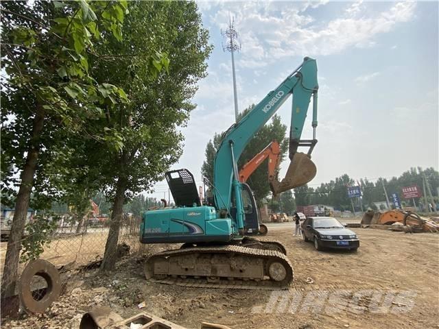 Kobelco SK 200 Paletli ekskavatörler
