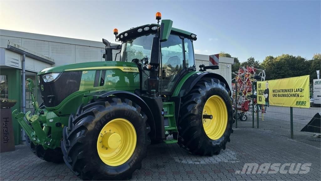 John Deere 6R250 Traktörler