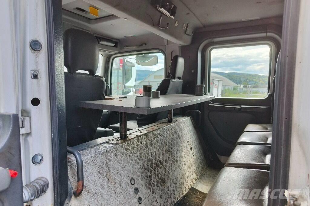 Mercedes-Benz 1018 Kapali kasa kamyonlar