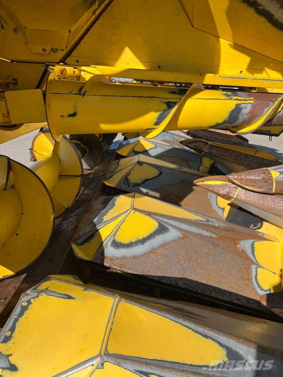 New Holland MF675W Biçerdöver aksesuarlari