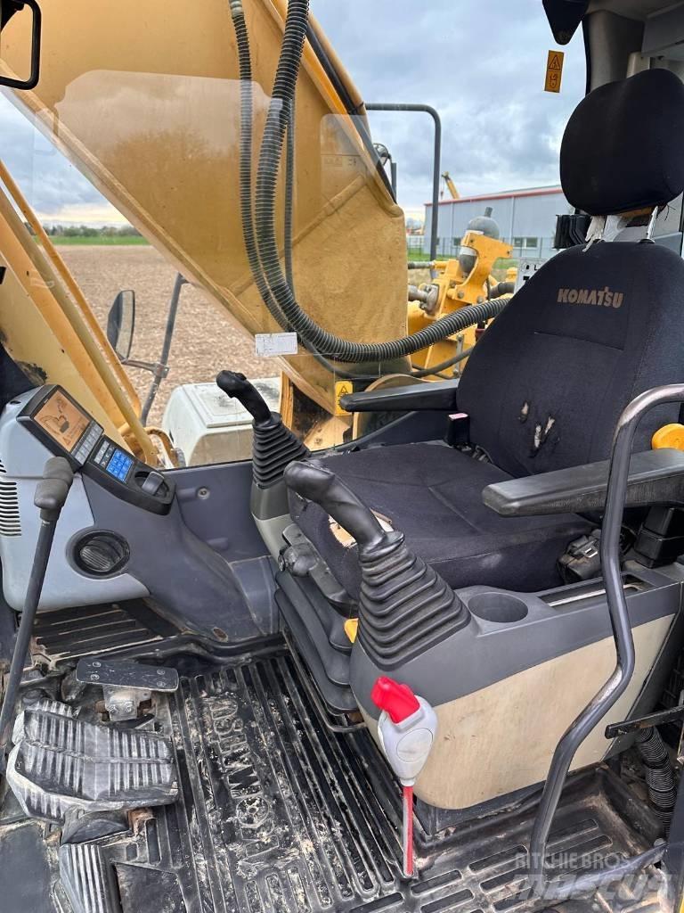 Komatsu PC 240 NLC-8 Paletli ekskavatörler