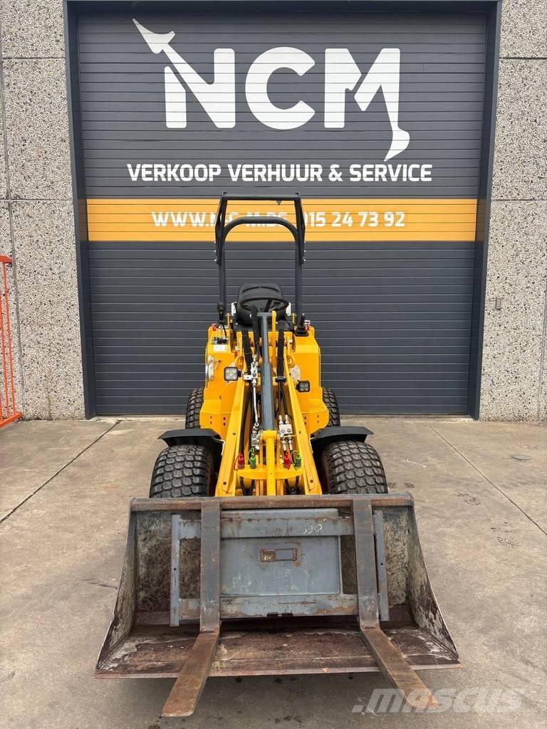 Knikmops KM 130 Tekerlekli yükleyiciler