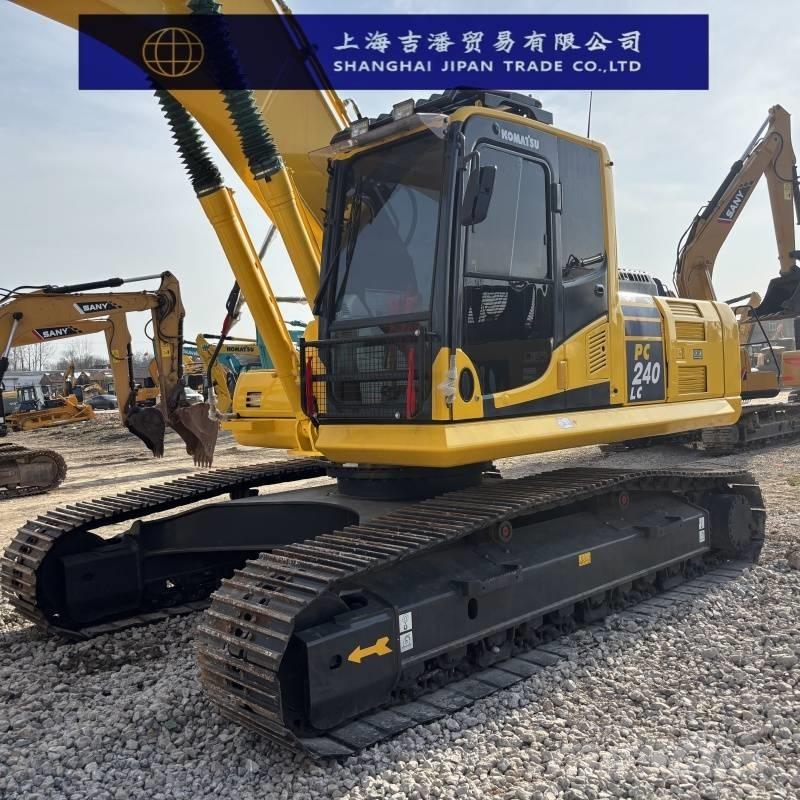 Komatsu PC 240 Paletli ekskavatörler