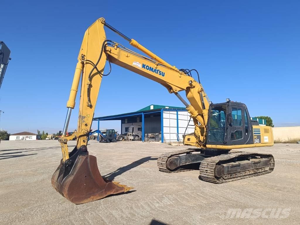 Komatsu PC 240 NLC Paletli ekskavatörler