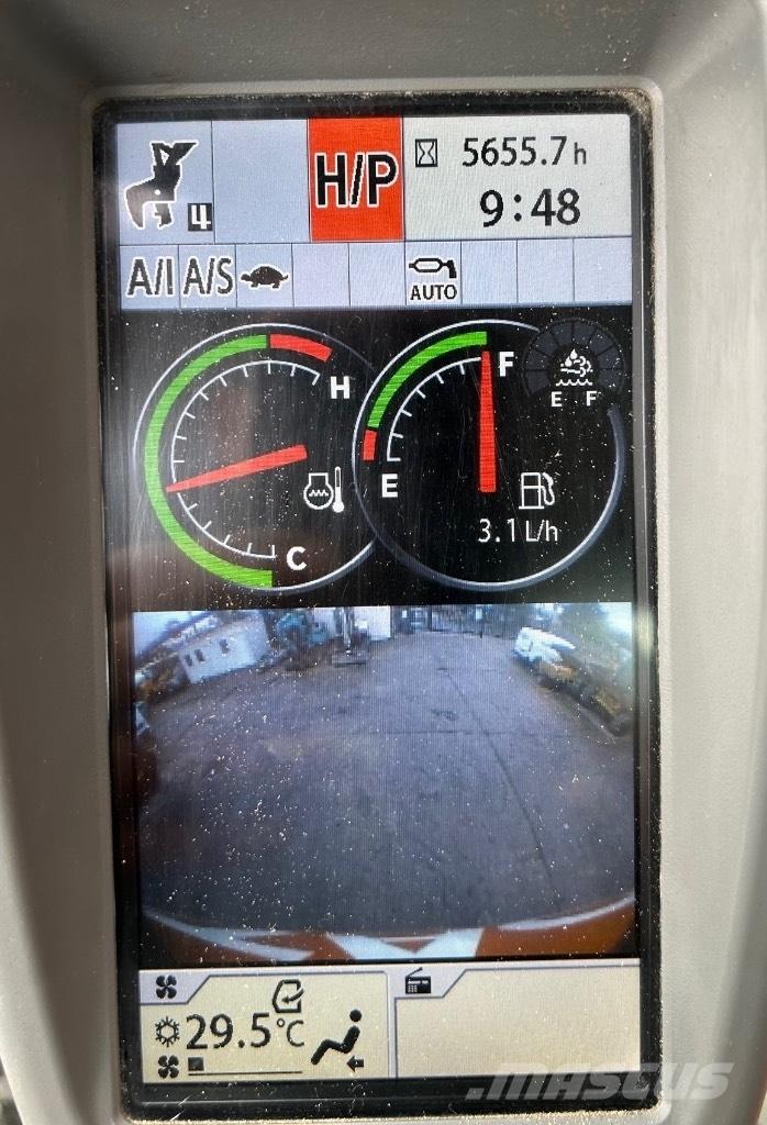 Hitachi 490 Paletli ekskavatörler