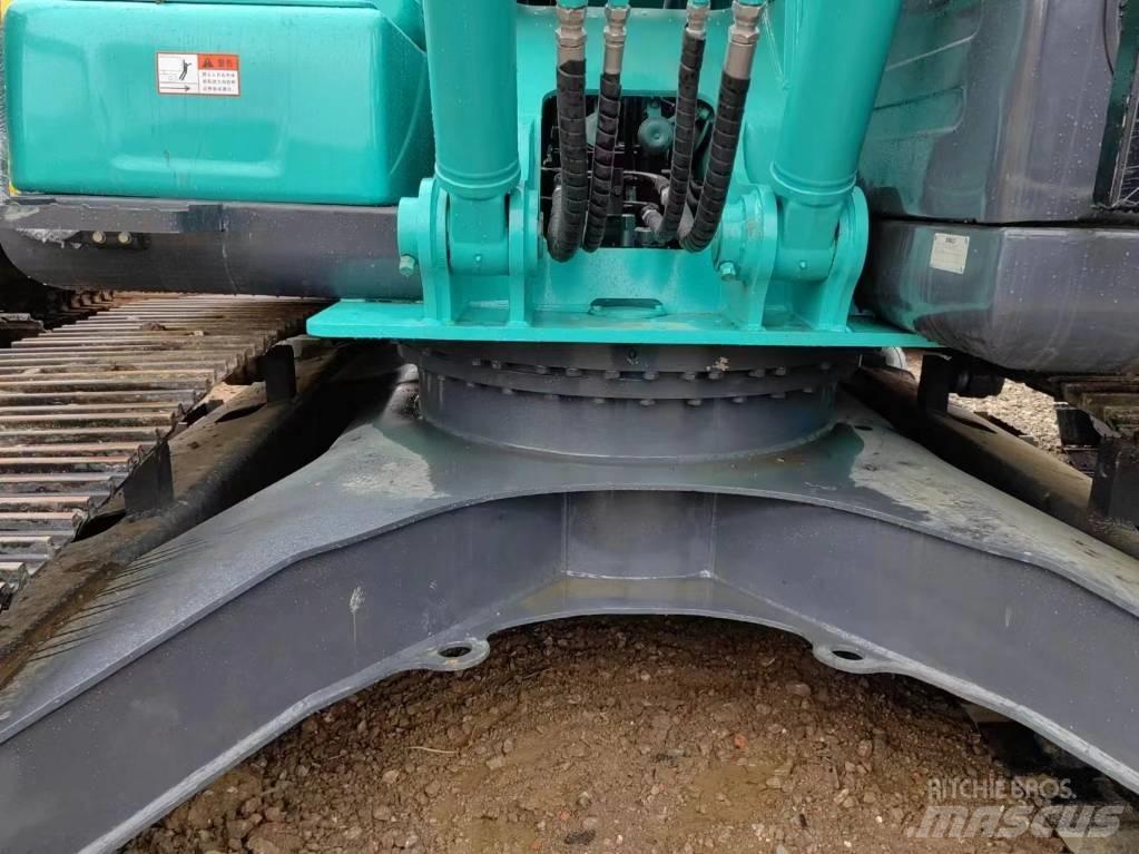 Kobelco SK200超8 Paletli ekskavatörler