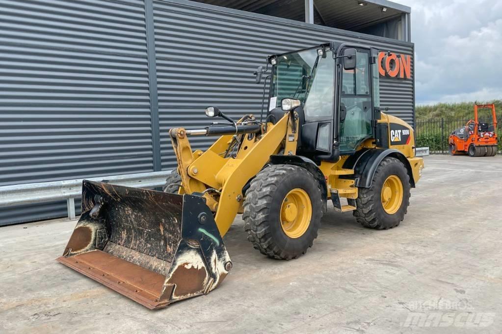 CAT 908M Tekerlekli yükleyiciler