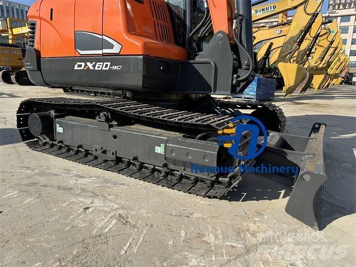 Doosan DX 60 Mini ekskavatörler, 7 tona dek