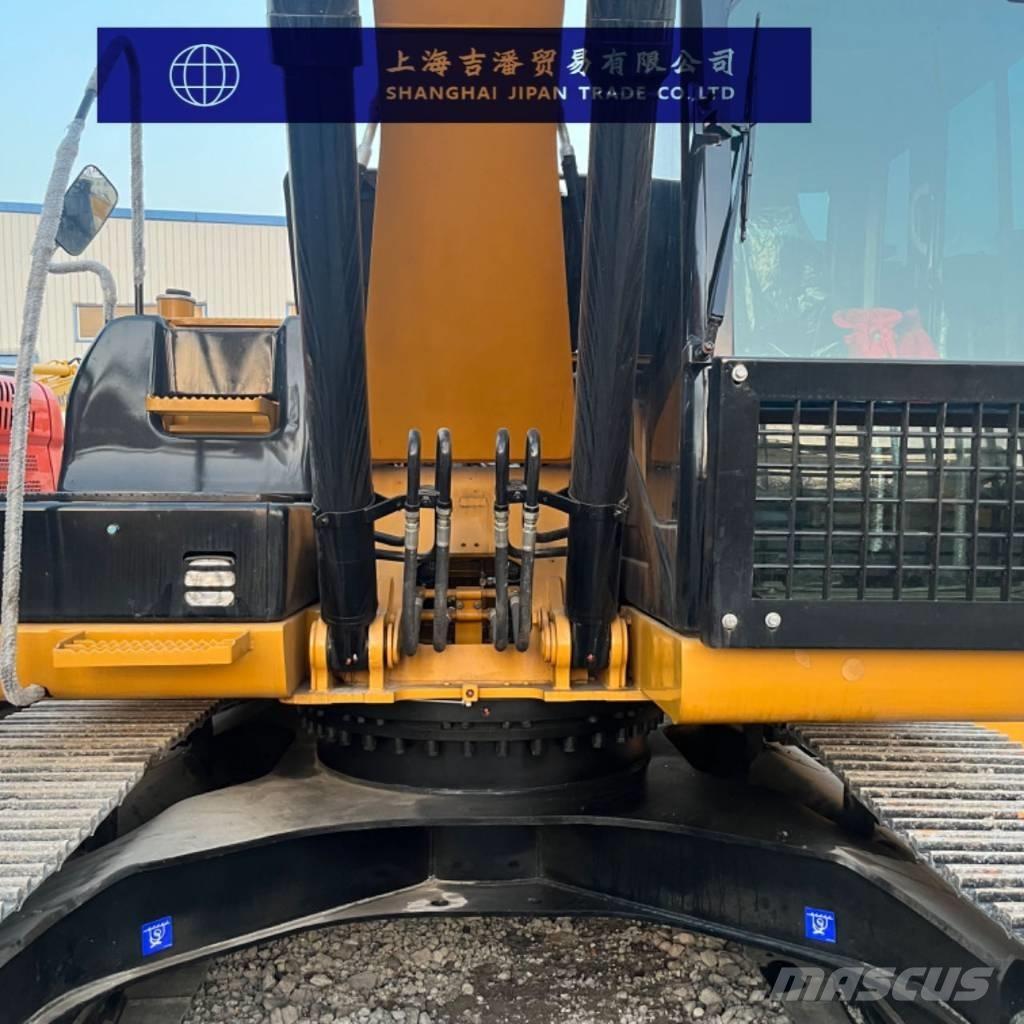 CAT 323 D Paletli ekskavatörler