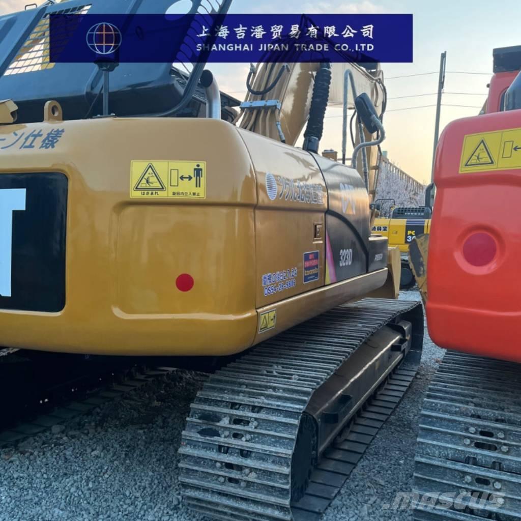 CAT 323 D Paletli ekskavatörler