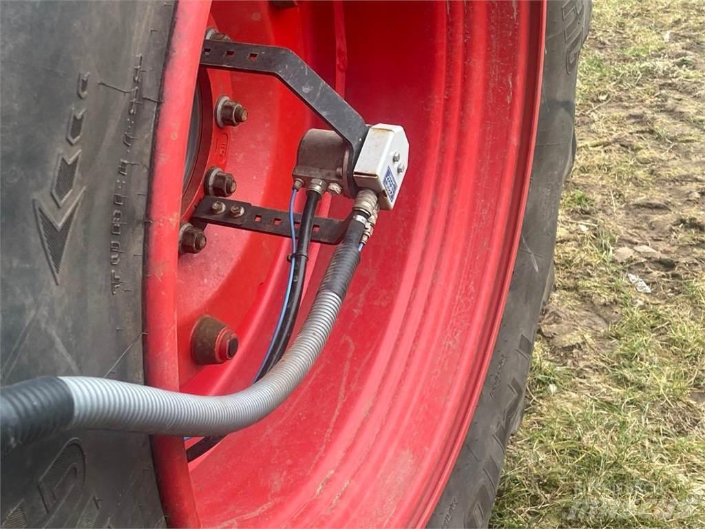 Fendt 724 Vario Traktörler