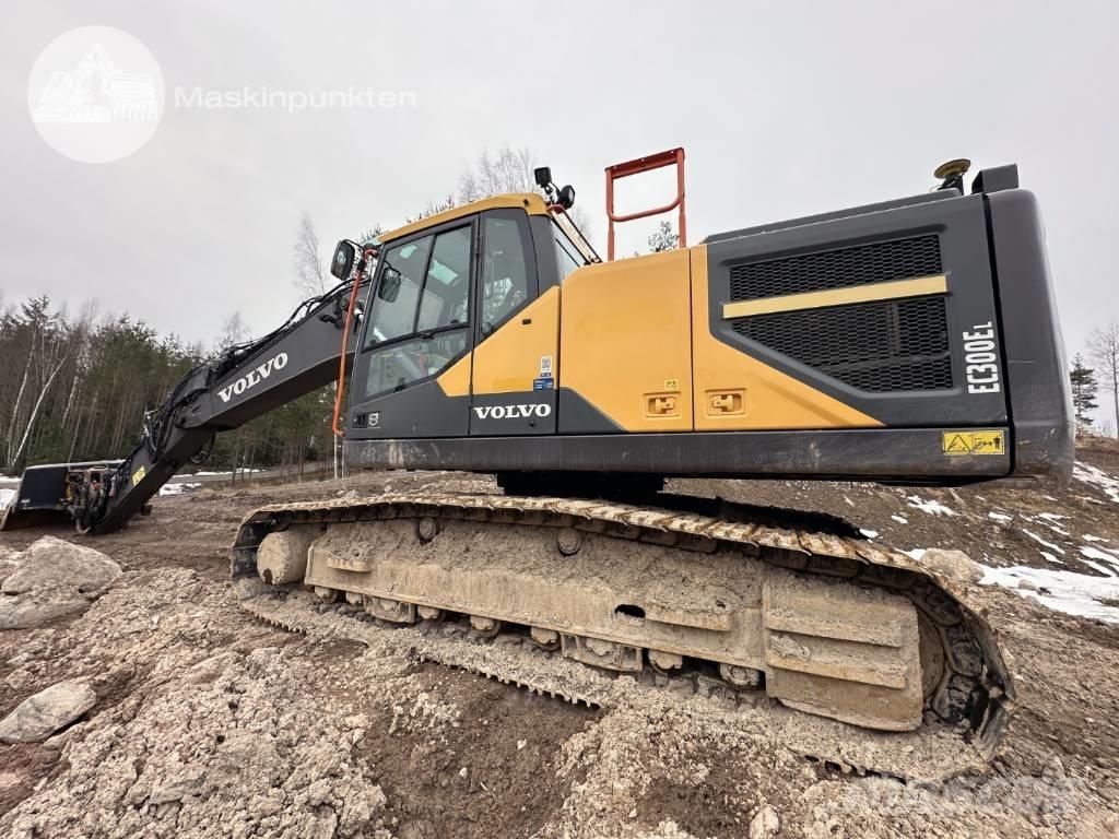 Volvo EC 300 EL Paletli ekskavatörler