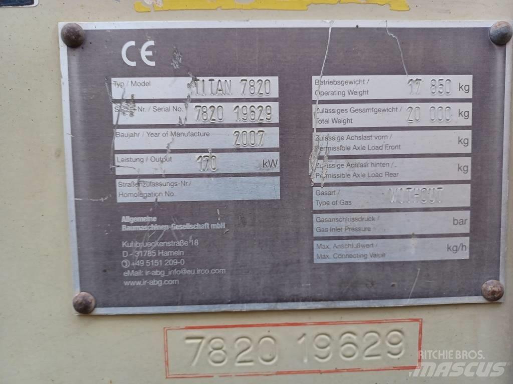 Titan 7820 Asfalt sericiler