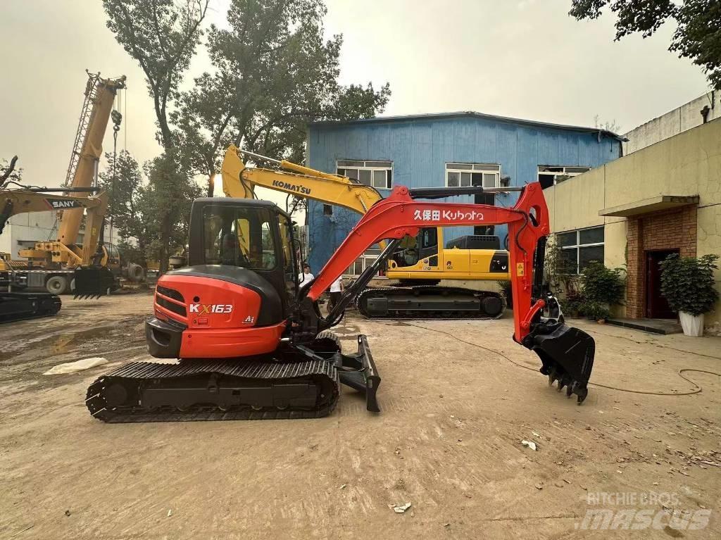 Kubota 163 Paletli ekskavatörler