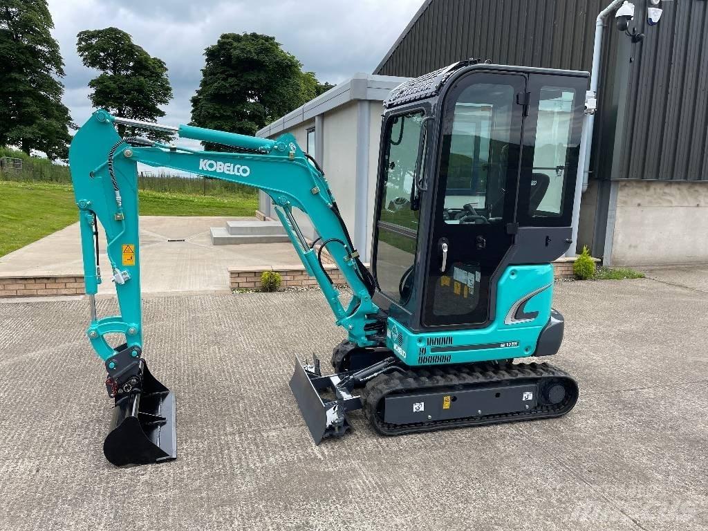 Kobelco SK17SR-3E Mini ekskavatörler, 7 tona dek