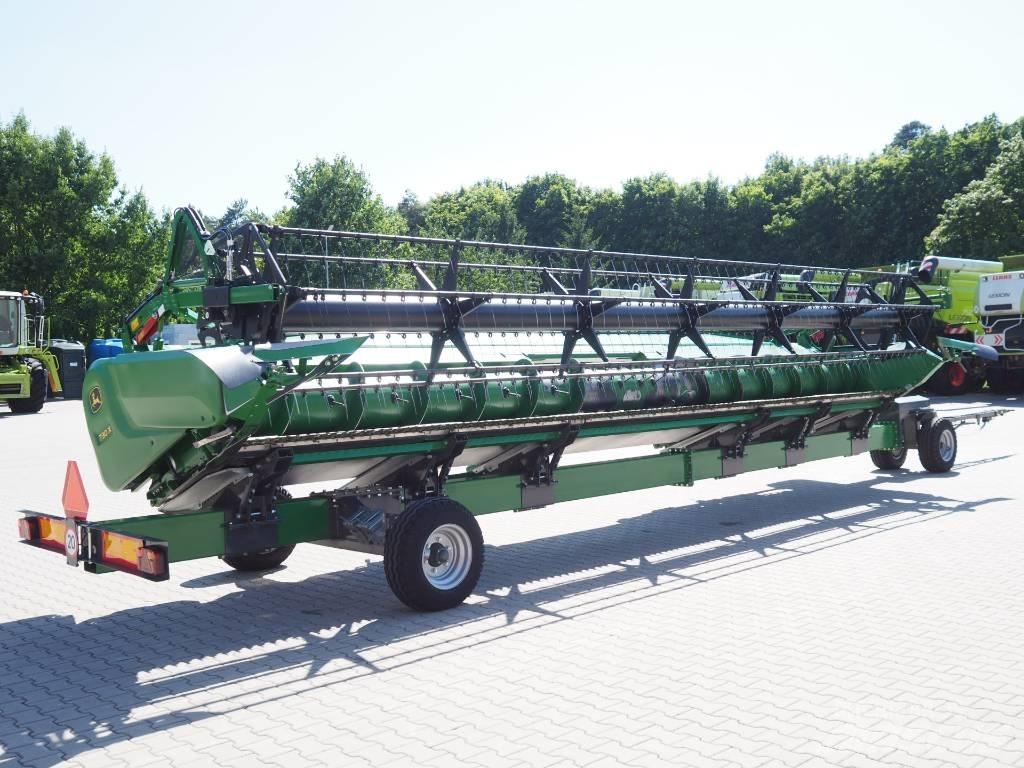 John Deere S780 + 730X Biçerdöverler