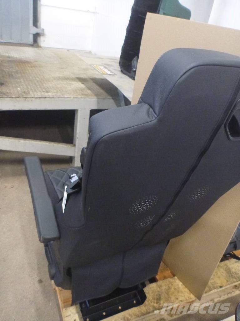 Mercedes-Benz Actros Kabinler