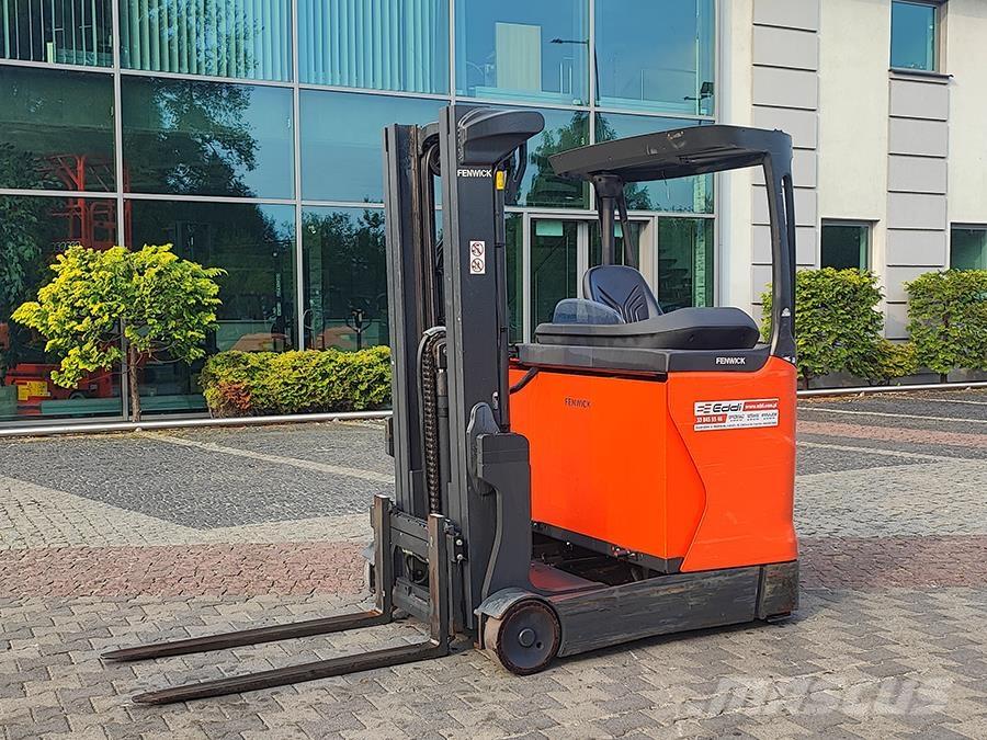 Linde R12B-01 Reach truck - depo içi istif araçları