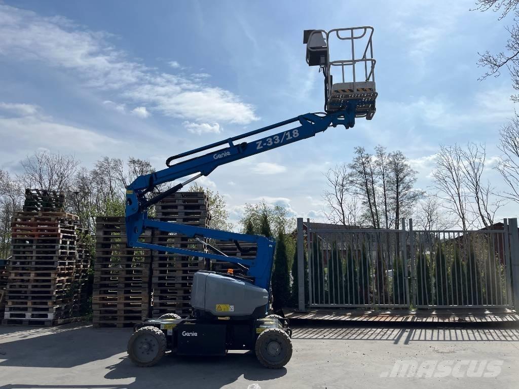 Genie Z 33/18 Körüklü personel platformları