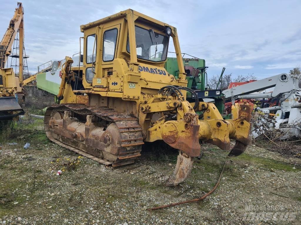 Komatsu D 85-18 Paletli dozerler