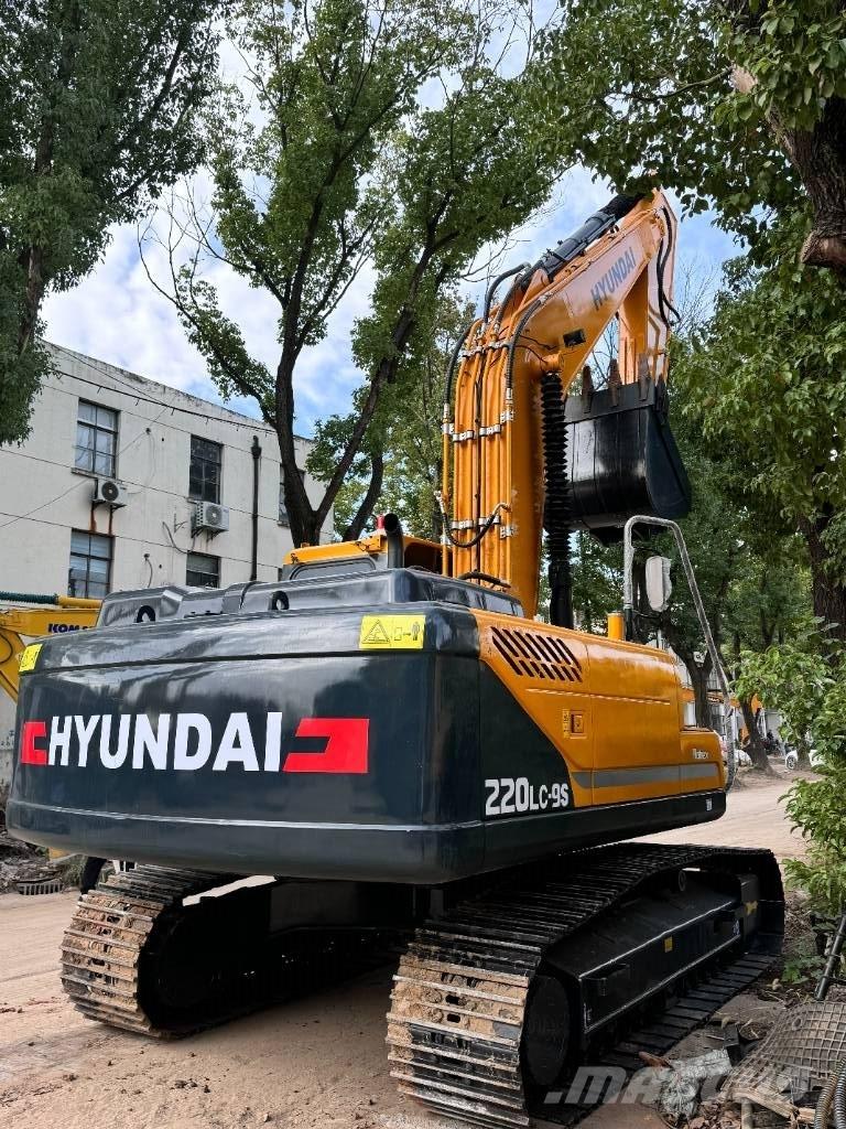 Hyundai 220LC-9S Midi ekskavatörler 7 - 12 t